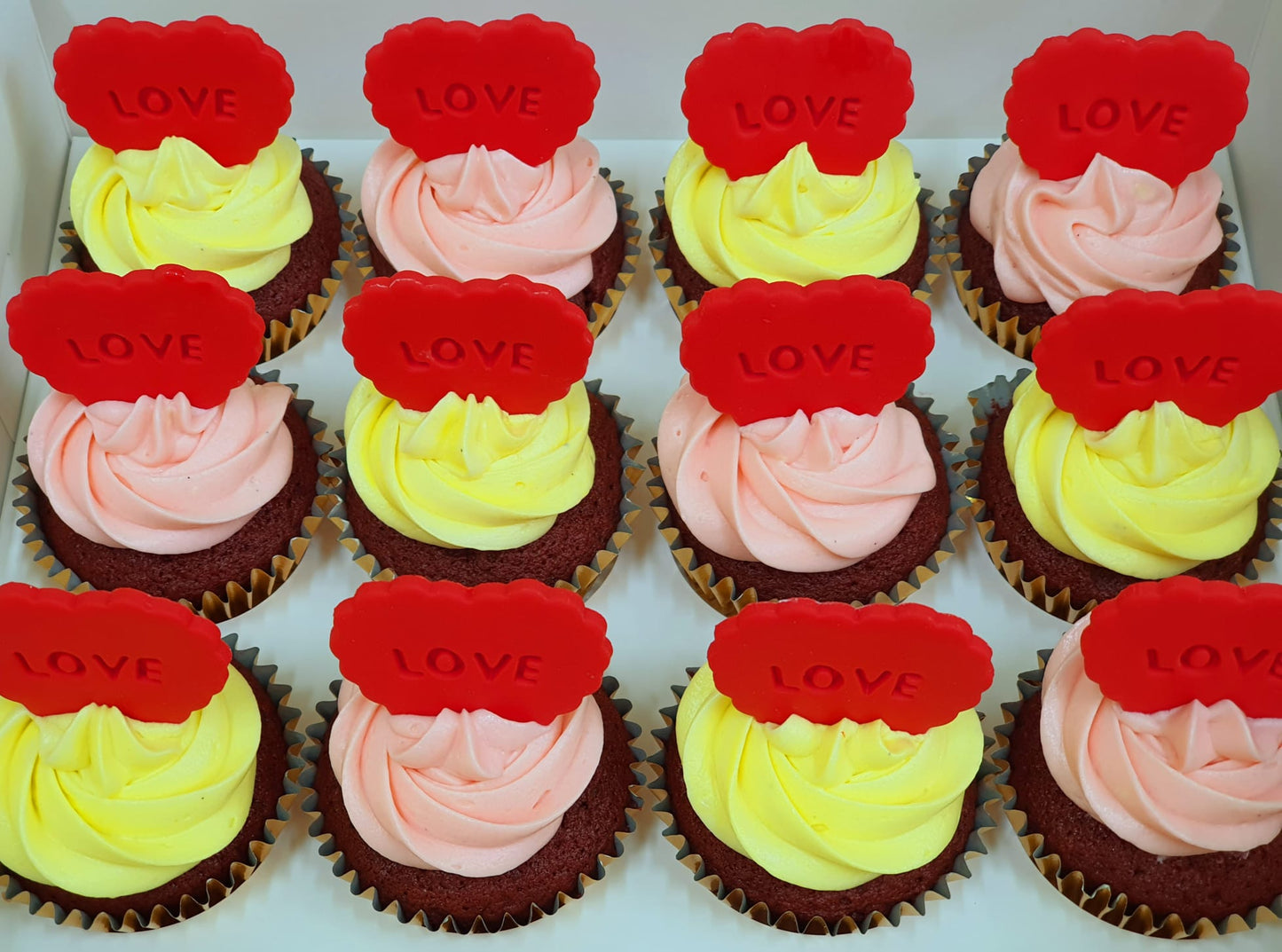 For someone you love (Box of 12)