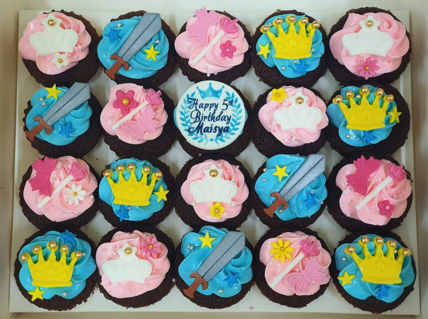 Little Prince and Princess Mini Cupcakes (Box of 20)